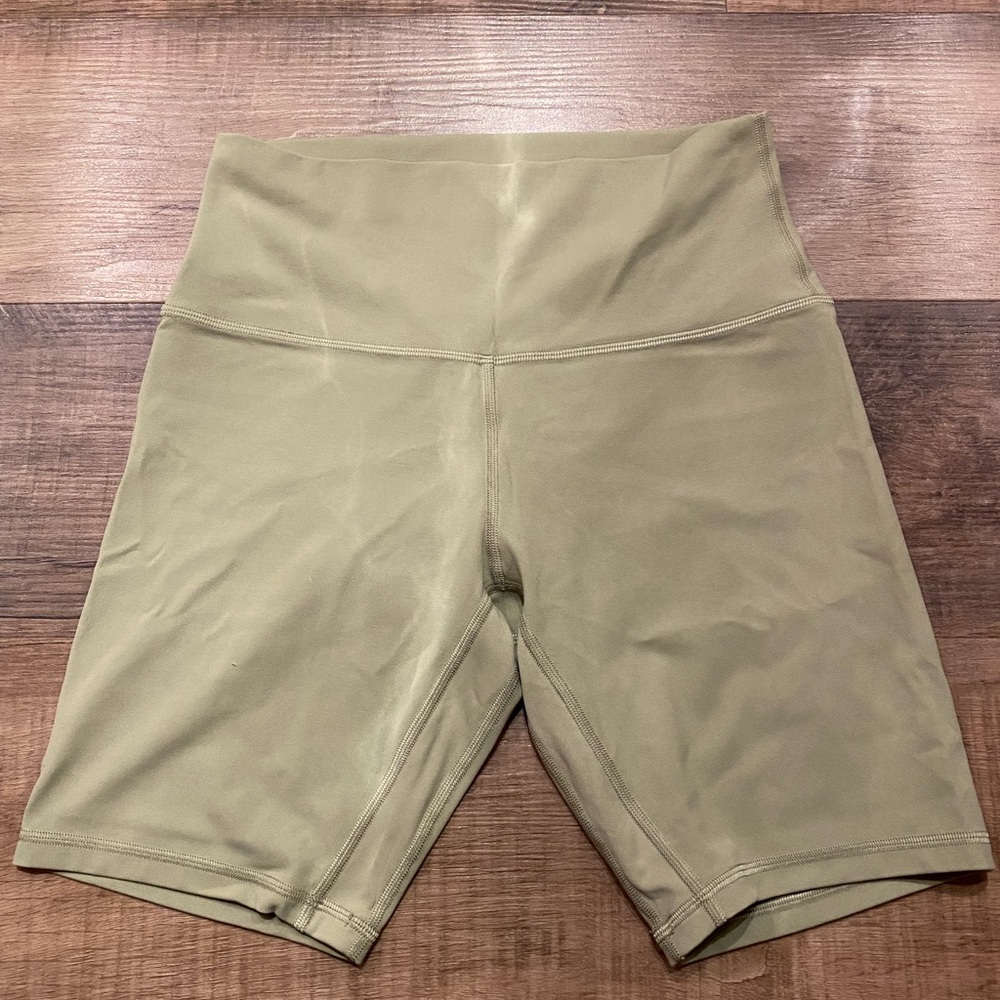 Lululemon Align 8” shorts Rosemary Green